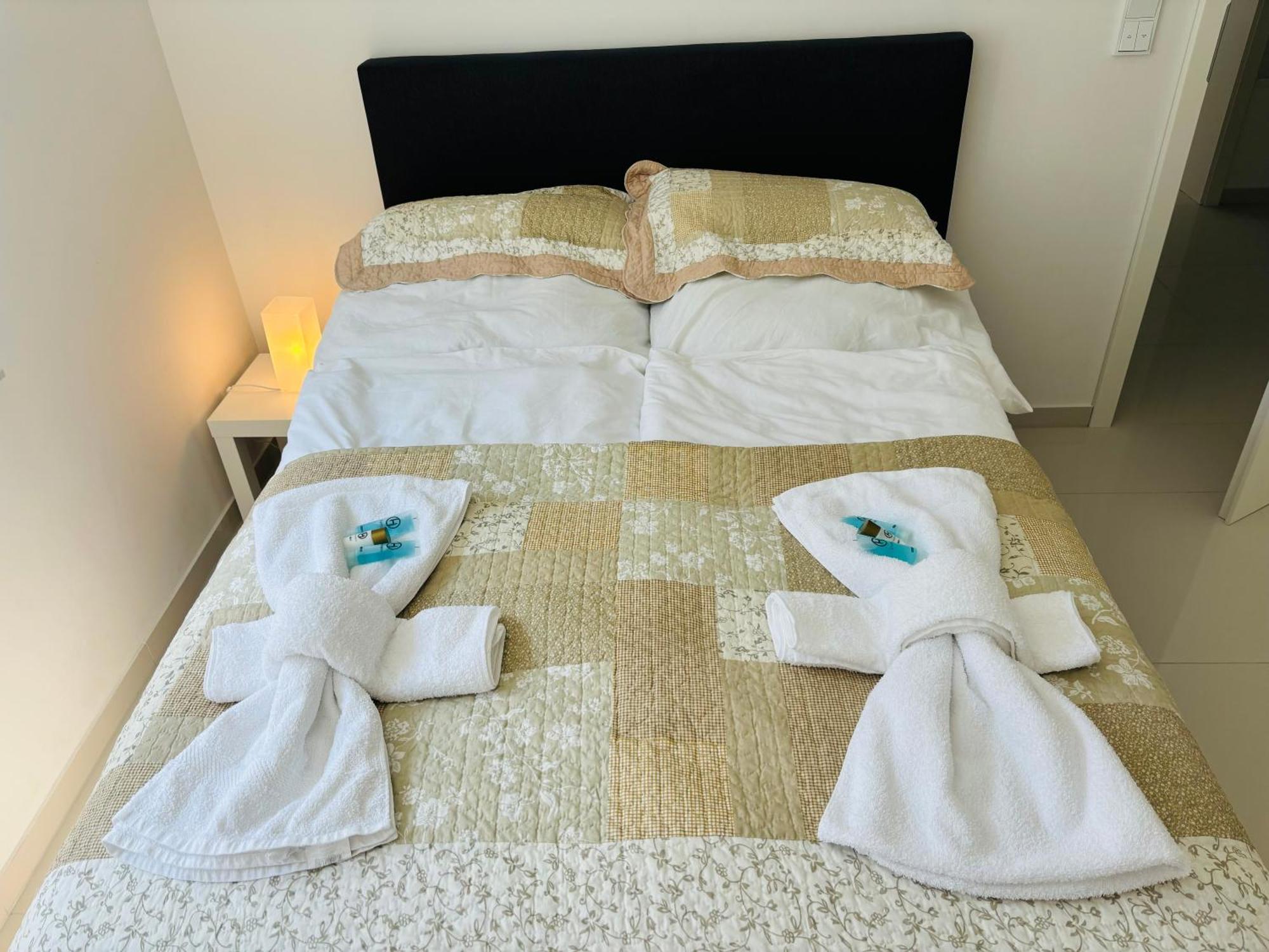 Modern Living In Hamburg-Wandsbek Self Check-In 2X Schlafzimmer 1X Schlafsofa Bagian luar foto